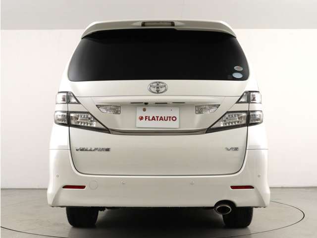 前後ドライブレコーダーもお取り付けできます！安心安全なカーライフには必需品ですね！