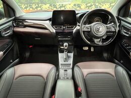 グループ総在庫数約30，000台！！全国の系列店からメーカー・車種問わずご紹介出来るので、あなたにピッタリのお車が見つかるはずです♪まずはお問い合わせ下さい☆