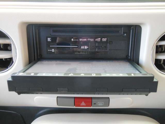 ナビ・CD＆DVD＆フルセグTV＆ブルートゥース再生OK！