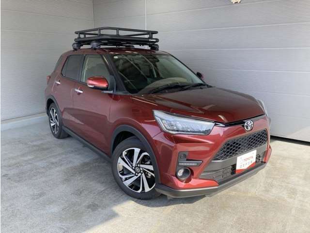 お車をご購入時のみご入会頂ける「メンテナンスパスポートUプラン」がございます。定期点検と次回車検整備費用を前払い頂くことでお得に整備をお受け頂けます。