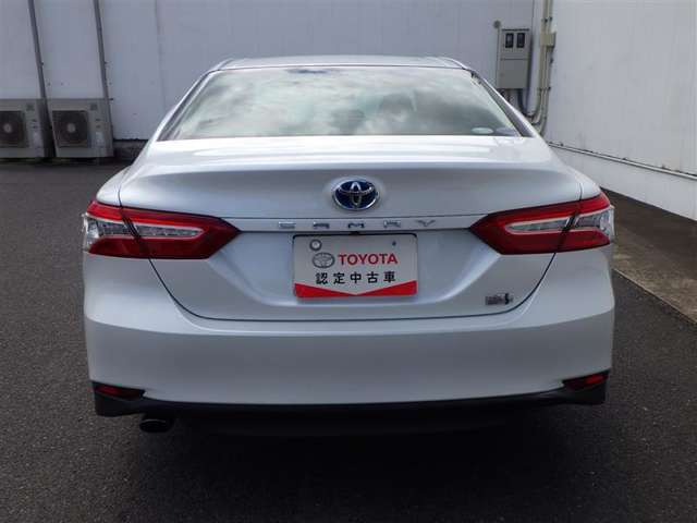 すぐ乗れる中古車も当店はラインナップ！！全車1年距離無制限保証付き！まるまるクリンで内外装キレイ！マイカーローンは最短15分で審査可能！お車のことならまず当店にご相談ください！