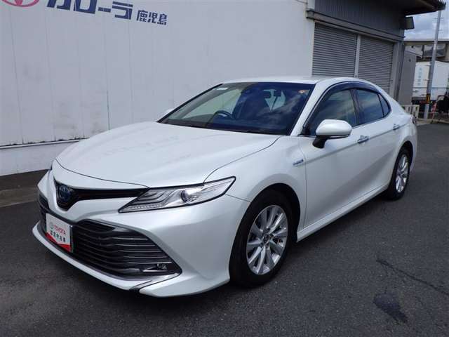 すぐ乗れる中古車も当店はラインナップ！！全車1年距離無制限保証付き！まるまるクリンで内外装キレイ！マイカーローンは最短15分で審査可能！お車のことならまず当店にご相談ください！