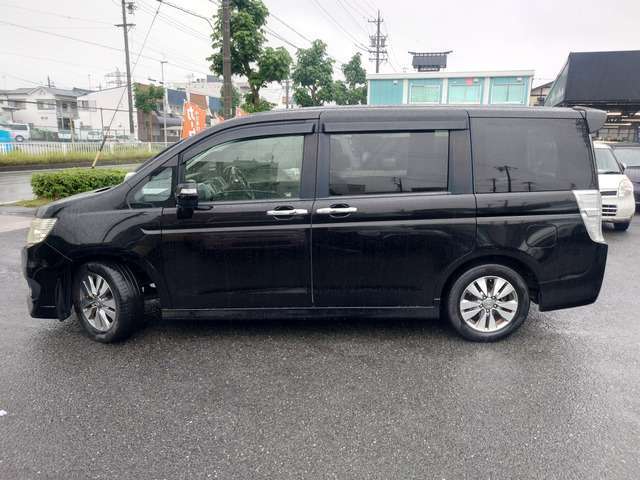 総額金額の中には車検2年（自社整備付）、自動車税、無料保証もすべて含んでおります！ご安心ください！おまかせください！直通TEL052-619-6662