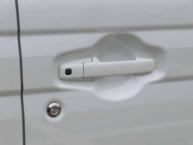 車両の状態や総額のお見積りなど、なんでもお問い合わせください♪