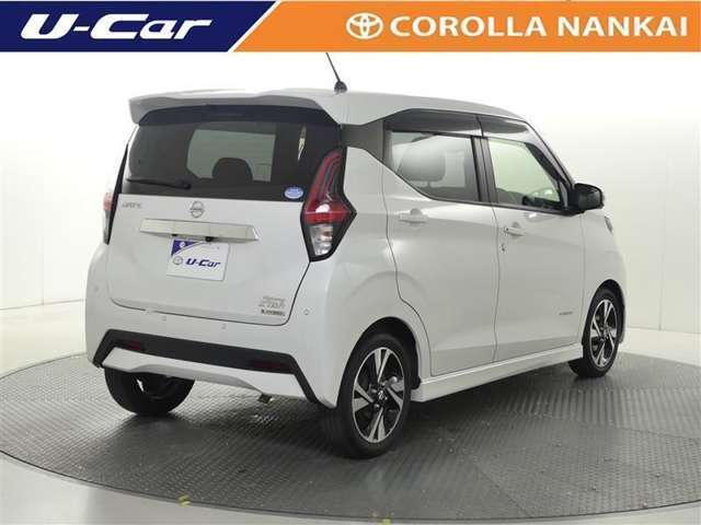 サービス工場完備。車検・メンテもお任せください！