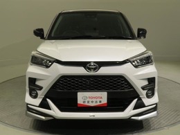 「フロントマスク」です。車の印象を決めるのは【顔】。この車の顔つきは、きっとあなたにピッタリ！？