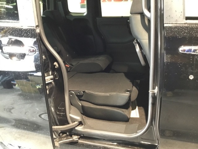 左右分離ですので、いろいろな形の荷物が積めますよ。