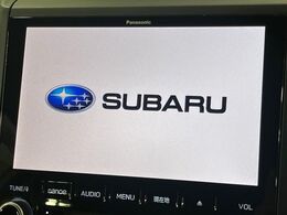 【メーカー純正ナビ】インテリアに溶け込むスタイリッシュな「専用設計」メーカーナビを装備♪視認性や操作性など基本性能にも優れ、より上質なカーライフをお楽しみいただけます。