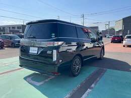 納車前には入念な点検整備をさせて頂きます。もちろん全車走行距離無制限のワイド保証付きですので購入後安心してお乗りいただけます。