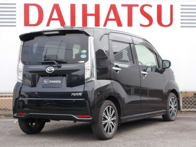 ディーラー中古車だからこそ、安心安全保証付き！板金塗装もお任せ下さい！