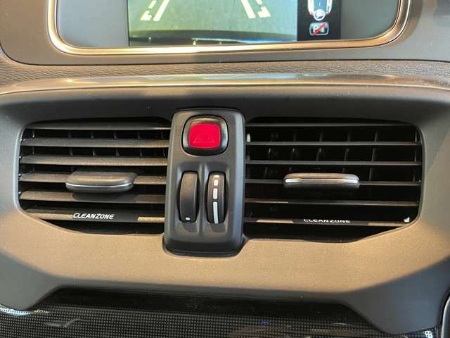 エアコン：車内の温度を夏は涼しく、冬は暖かくなるよう快適な環境をつくれます！