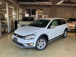 膨大にある車両の中で自社の車両をご覧頂き誠にありがとうございます。現車を確認できない遠方のお客様もご安心下さい。車両の程度や状態、気になる個所などお問い合わせ頂けましたらどんな事でもお答え致します。