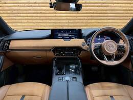 アイポイントも高く見渡しの良い視界を確保しています。長距離のドライブでも疲れにくく快適に運転できます。