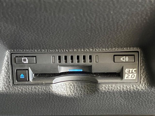 【ETC】高速道路の料金所をストレスなく通過！話題のスポットやサービスエリアに多い「スマートIC」利用時は必須のアイテムです。当店でセットアップを実施、ご納車当日からすぐにご利用いただけます！
