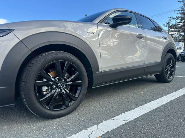 商談ルームにはキッズルームをご用意しております♪お子様連れでもゆっくりとお車をお選びいただけます！