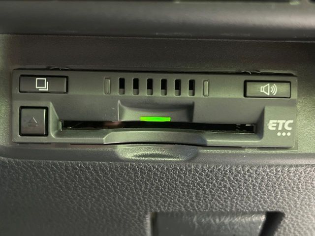 【ETC】高速道路の料金所をストレスなく通過！話題のスポットやサービスエリアに多い「スマートIC」利用時は必須のアイテムです。当店でセットアップを実施、ご納車当日からすぐにご利用いただけます！