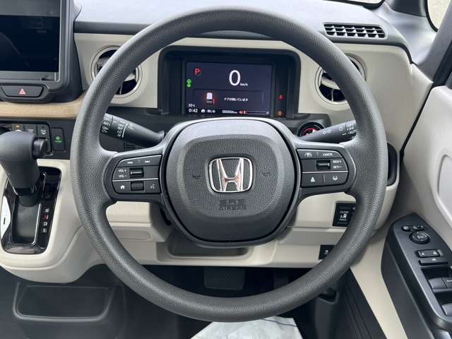 誰も使用していない安心の届出済未使用車です。　K-ばっか！では高年式で走行距離100km未満の届出済未使用車だけを仕入れています。
