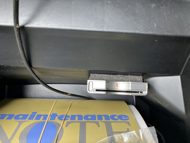 (タクシー)金剛駅・西口からタクシーで2～3メーター(徒歩)金剛駅・西口からバスに乗り、亀の甲バス停(2停留所目)or岩室バス停(4停留所目)