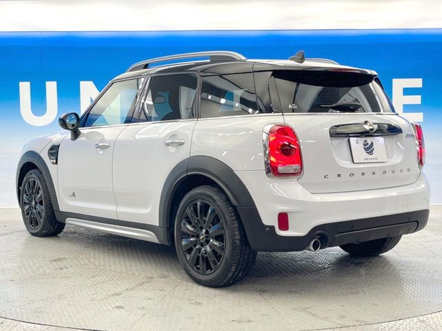 ●YANASEオートシステムズとの提携によって実現した高品質修理ネットワーク！大切なお車だから、万が一の修理でも「純正品質」をご提供。当店でご購入いただくお車にはメリットが数多くあります