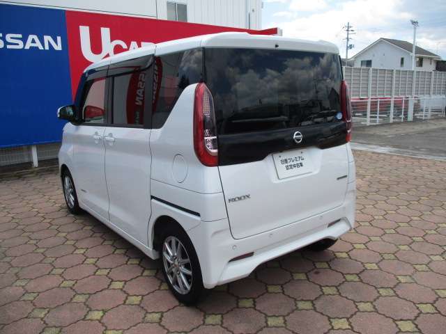 毎週火曜日と月2回、ときどき3回水曜日が定休日になります。