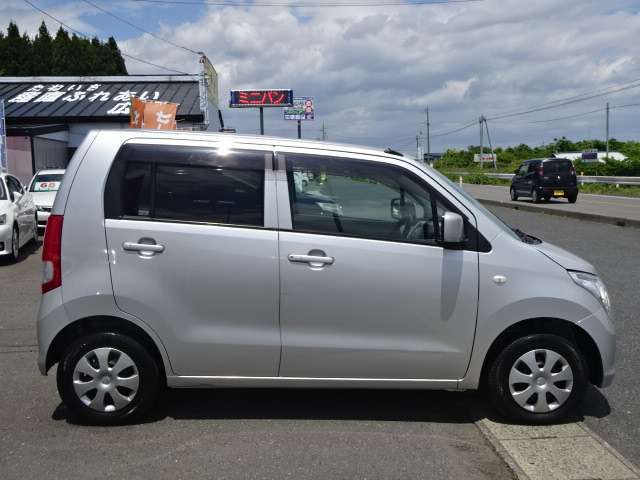 当社の在庫は、お客様に快適にお乗り頂ける様、次の車検も取って頂ける様、納車整備に力をいれ、期待以上のモノをお届けできるように、日々努力しております！
