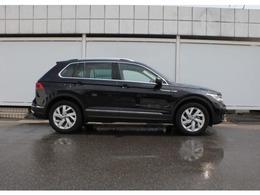 SUVらしい頼もしさとドイツ車の上品な美しさがあります★