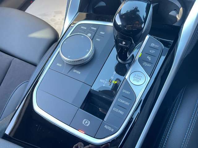 他社では車両価格が安くても膨大な諸経費で総支払額が高いケースが多く見受けられます…当社では整備費＆保証料込価格になりますのでご安心です♪