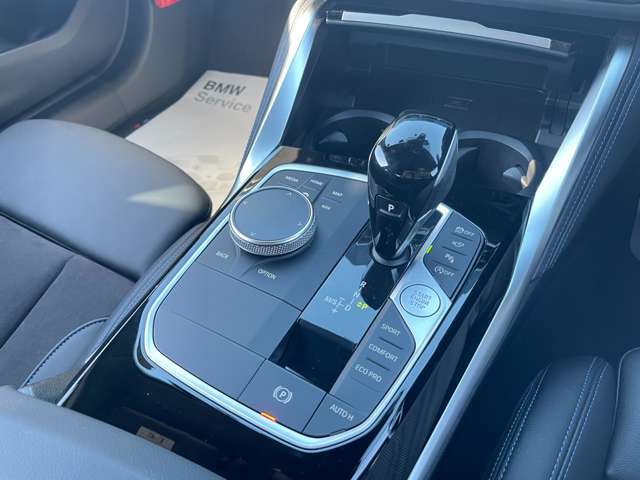 他社では車両価格が安くても膨大な諸経費で総支払額が高いケースが多く見受けられます…当社では整備費＆保証料込価格になりますのでご安心です♪