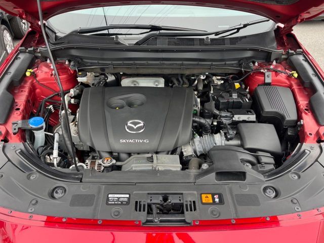 親切・丁寧な専門メカニックスタッフが応対！・車検・点検整備・事故等の修理などアフターサービスも安心。お車のカスタマイズもネクステージのサービススタッフまでご相談ください！