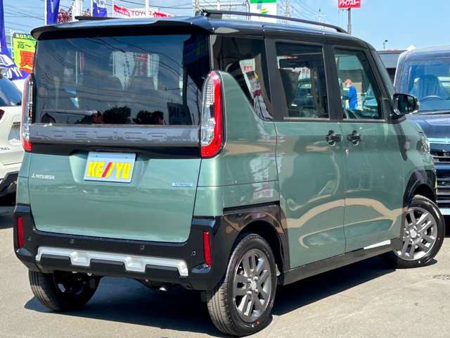 一部車両を除き他店在庫の取寄せ陸送費は無料にて対応中！　品質にこだわった車両仕入れ！低走行の高品質車だけを仕入れております。ボディの綺麗さはもちろん降雪地域特有の下廻りのサビなども少ない車両をご案内！