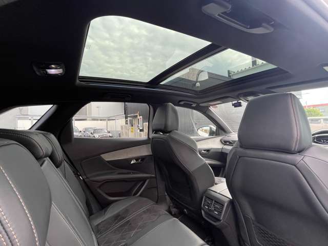 LIBERALAの沼津の物件をご覧いただきまして誠にありがとうございます。心ゆくまでおクルマ選びをお楽しみください。