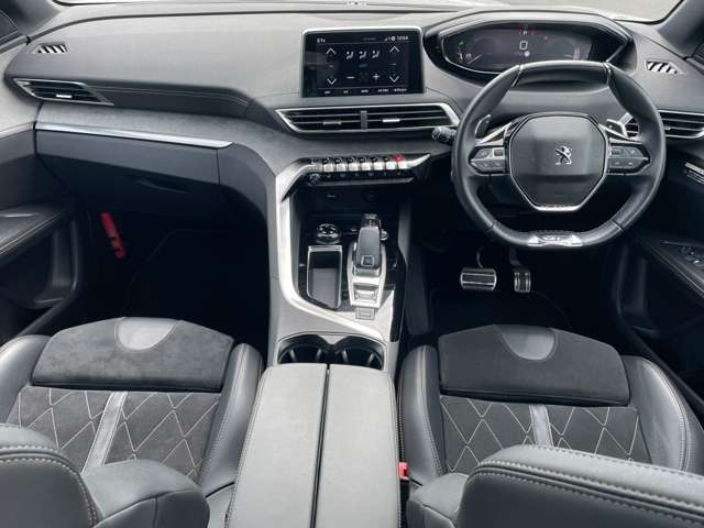 LIBERALAの沼津の物件をご覧いただきまして誠にありがとうございます。心ゆくまでおクルマ選びをお楽しみください。