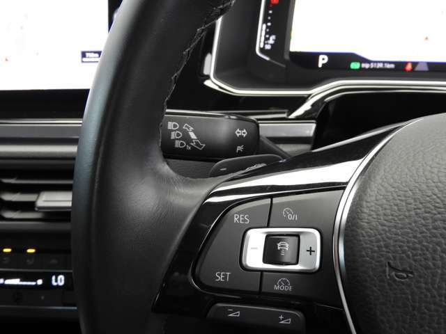☆アダプティブクルーズコントロール：クルーズコントロールにレーダーセンサーを組み合わせた全車速追従機能付のクルーズコントロールです☆