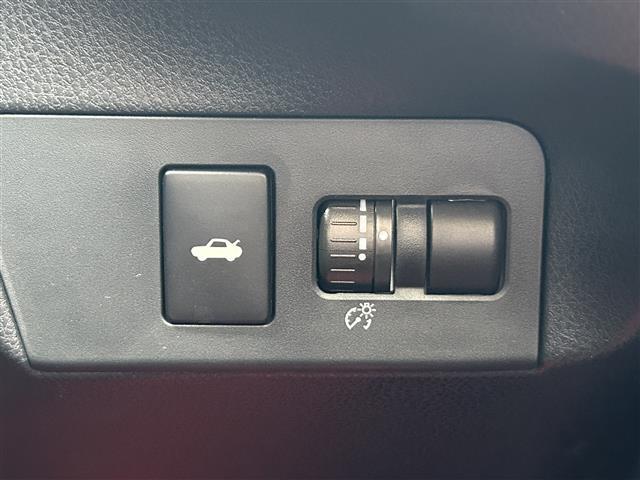 【運転席操作部】快適なドライブを楽しむための機能が装備されています！運転席から触れるので、使いやすいです！除菌プランいれていただくと、さらに清潔で安心していただけます！