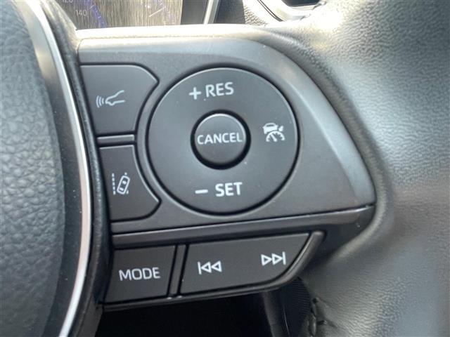 気になる車はすぐにお問い合わせください！画面右側の0066から始まる無料ダイヤルからお問い合わせ下さい！専門スタッフがお車のご質問にお答えいたします！