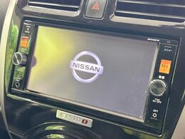 【メーカー純正ナビ】インテリアに溶け込むスタイリッシュな「専用設計」メーカーナビを装備♪視認性や操作性など基本性能にも優れ、より上質なカーライフをお楽しみいただけます。
