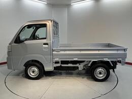 弊社営業時間は朝9：30から夕方18：00です♪