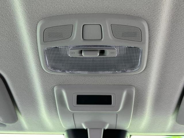 国産車から輸入車まで多様なお客様のニーズのお応えできるように、全国規模で豊富な在庫展開！車のことならWECARSへ！