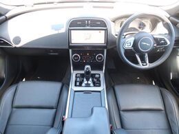 JAGUARの『XE　プレステージ』を認定中古車でご紹介！アダプティブクルーズコントロール、360カメラ、キーレスエントリー、レーンキープアシスト、衝突軽減システム、オートハイビームアシスト