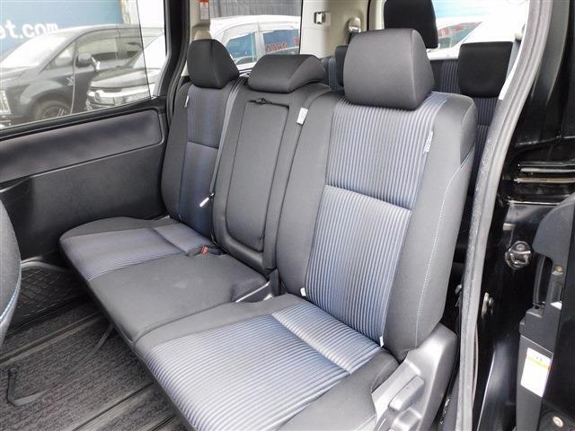 ワンオーナー・9インチフルセグナビ・後席モニター・バックカメラ・BTオーディオ・両側自動ドア・LEDライト・フォグライト・アイドリングストップ・ETC・コーナーセンサー・フロアマット・ドアバイザー