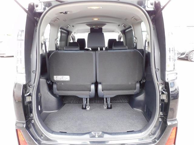 ワンオーナー・9インチフルセグナビ・後席モニター・バックカメラ・BTオーディオ・両側自動ドア・LEDライト・フォグライト・アイドリングストップ・ETC・コーナーセンサー・フロアマット・ドアバイザー