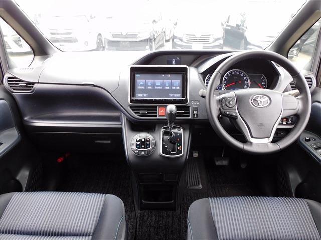 ワンオーナー・9インチフルセグナビ・後席モニター・バックカメラ・BTオーディオ・両側自動ドア・LEDライト・フォグライト・アイドリングストップ・ETC・コーナーセンサー・フロアマット・ドアバイザー