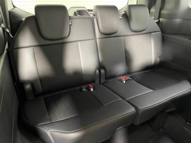 【3列目シート】【店舗にて現車の確認も頂けますので、お電話で在庫のご確認の上是非ご来店くださいませ！！