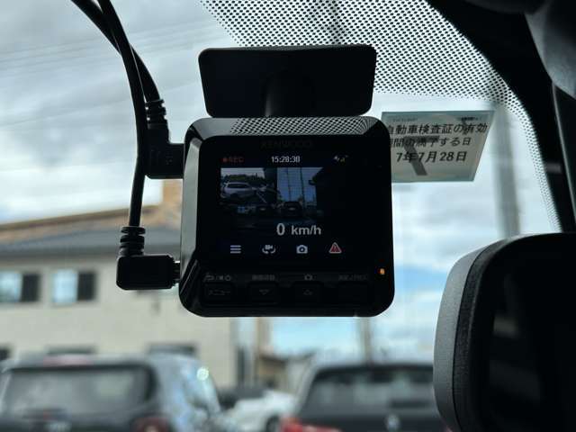 メンテナンスパックはご購入時だけのお得な点検・整備パック(有償)。点検コースと車検コースがございます。詳しくは店舗コーディネーターまでお問い合わせ下さい。