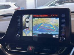 【パノラミックビューモニター】専用のカメラにより、上から見下ろしたような視点で360度クルマの周囲を確認することができます☆死角部分も確認しやすく、狭い場所での切り返しや駐車もスムーズに行えます。