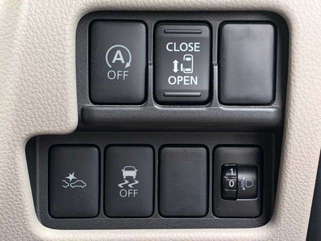 車もネットで探すのが当たり前になってきました。とは言っても、やっぱり見ずに買うのは少し不安。。。と、思われる方には精一杯のお伝の方法としてビデオ通話等、オンライン商談も対応しております！