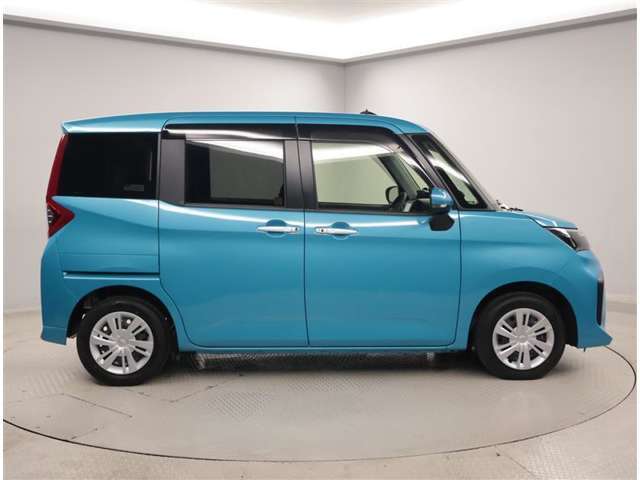 任意保険 JAF 割賦 スマイルパスポート（車両メンテナンス）など、お客様のお役に立つ商品も充実しています。