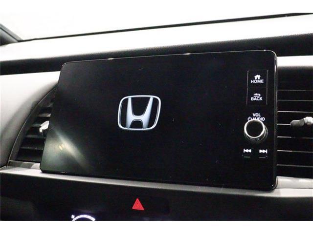 メモリーナビです！メモリーナビは機能も見た目も良いですよ！