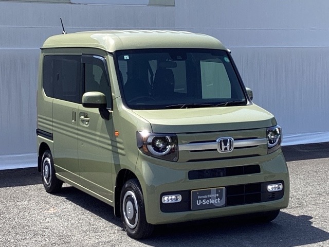 一目見てホンダ車だとわかるカッコいいフロントマスクです！