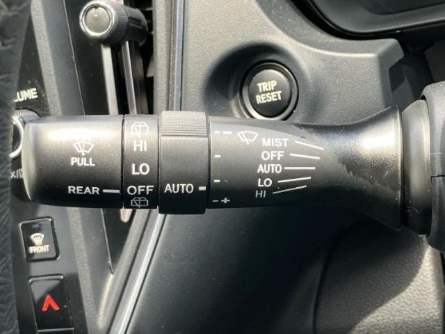 国産車から輸入車まで多様なお客様のニーズのお応えできるように、全国規模で豊富な在庫展開！車のことならWECARSへ！